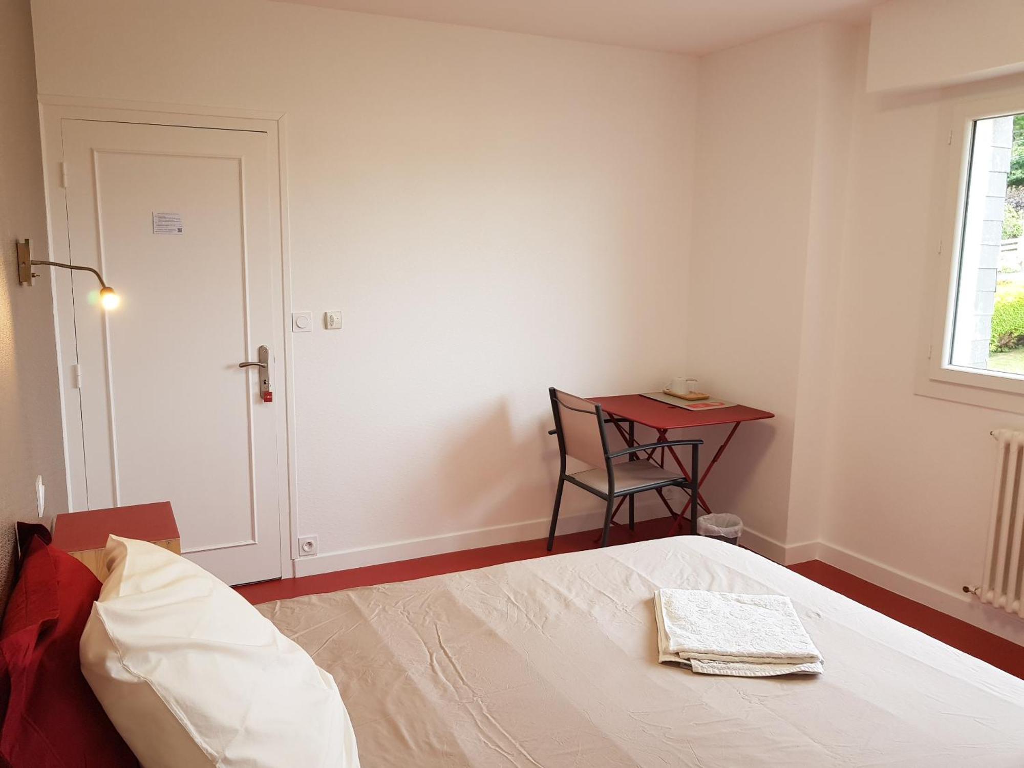 Les Balcons Du Tregor Bed and Breakfast Lannion Exteriör bild